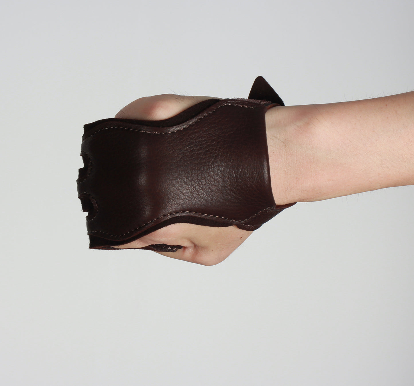 Bosen Pure Deerskin 3-Finger Archery Glove | S/M/L Sizes | Adjustable Velcro | Reinforced Anti-Slip Tips | Traditional Recurve Compound Longbow